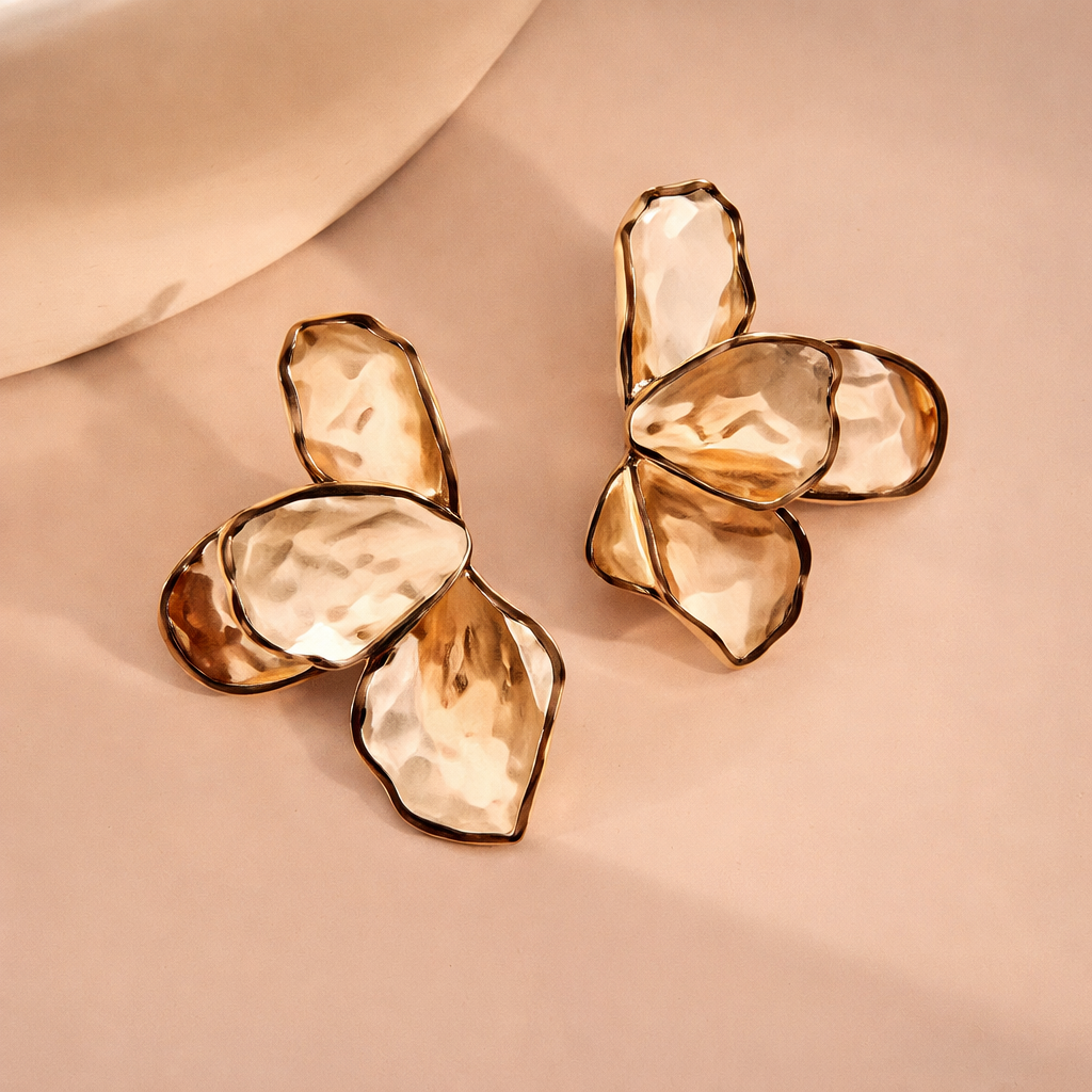 Petal Noir Earrings